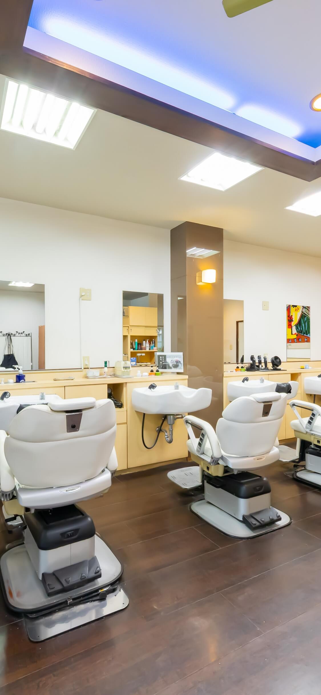 サロン内装写真